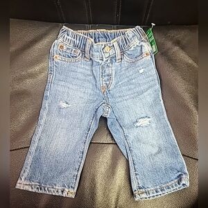 Baby Gap Denin distressed Jean size 6 to 12m